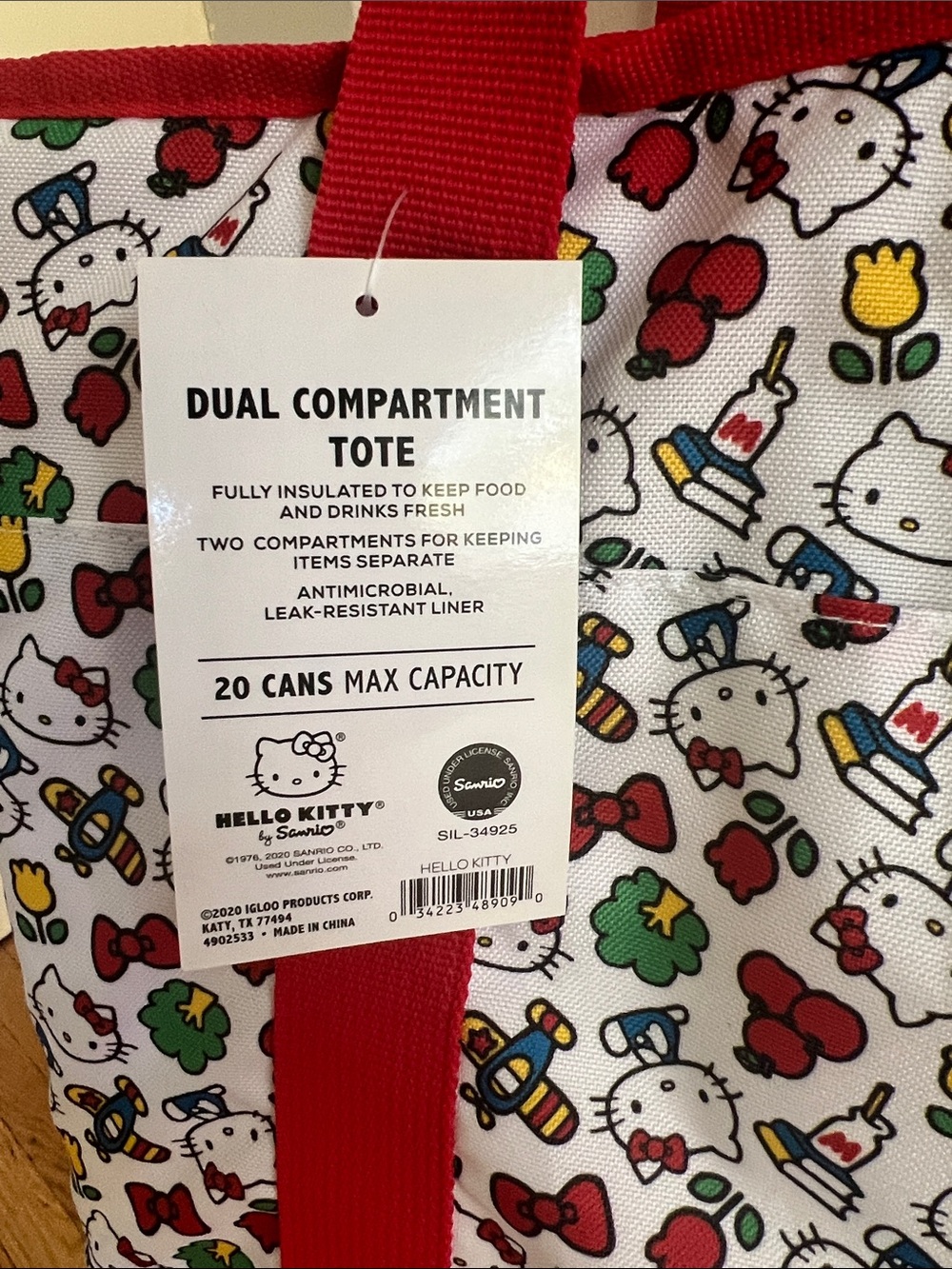 Igloo x Hello Kitty® Dual Compartment Tote Cooler Bag - Picture 3 of 8